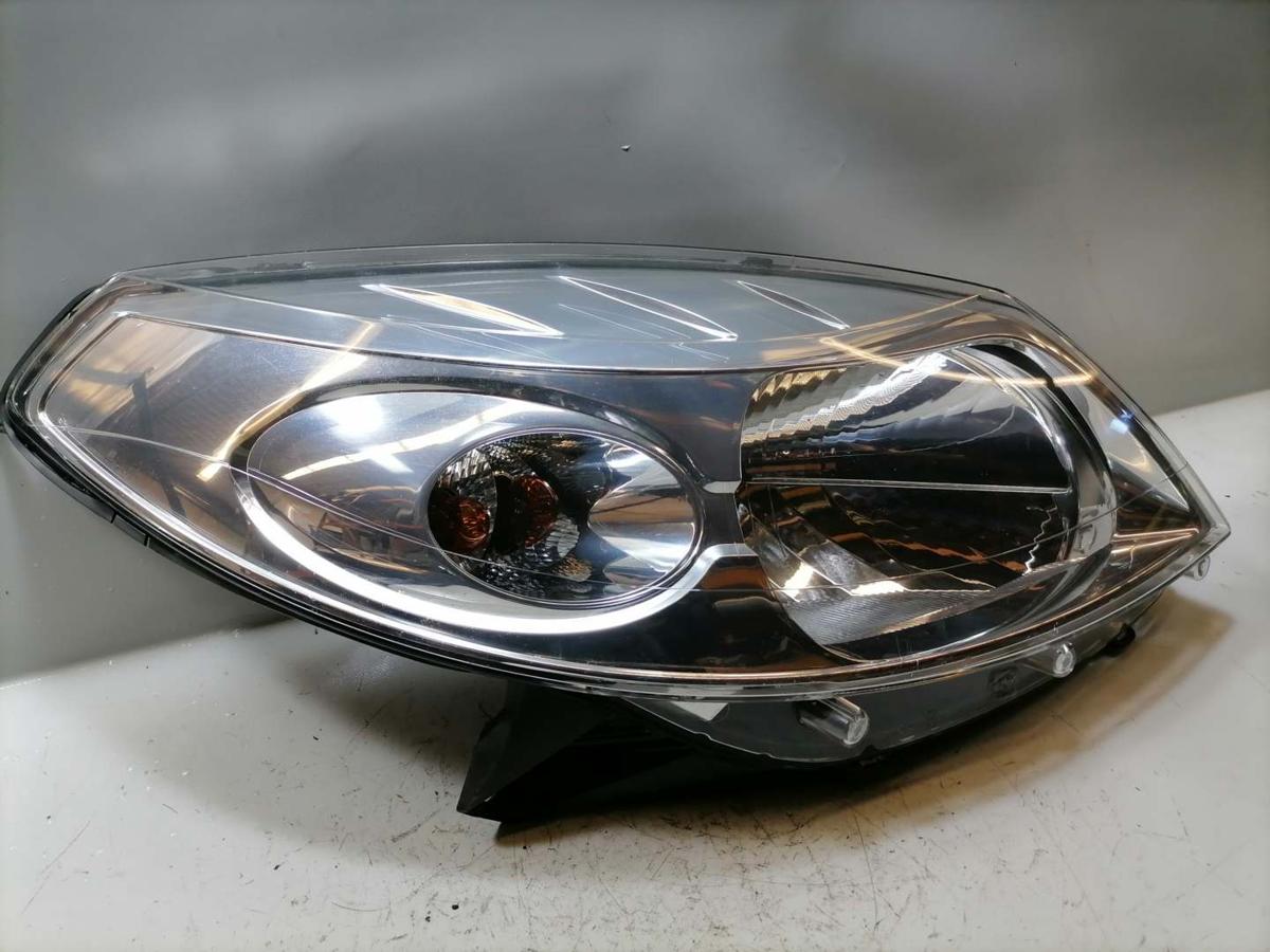 Dacia Sandero 1 original Scheinwerfer vorn rechts Halogen Bj.2012